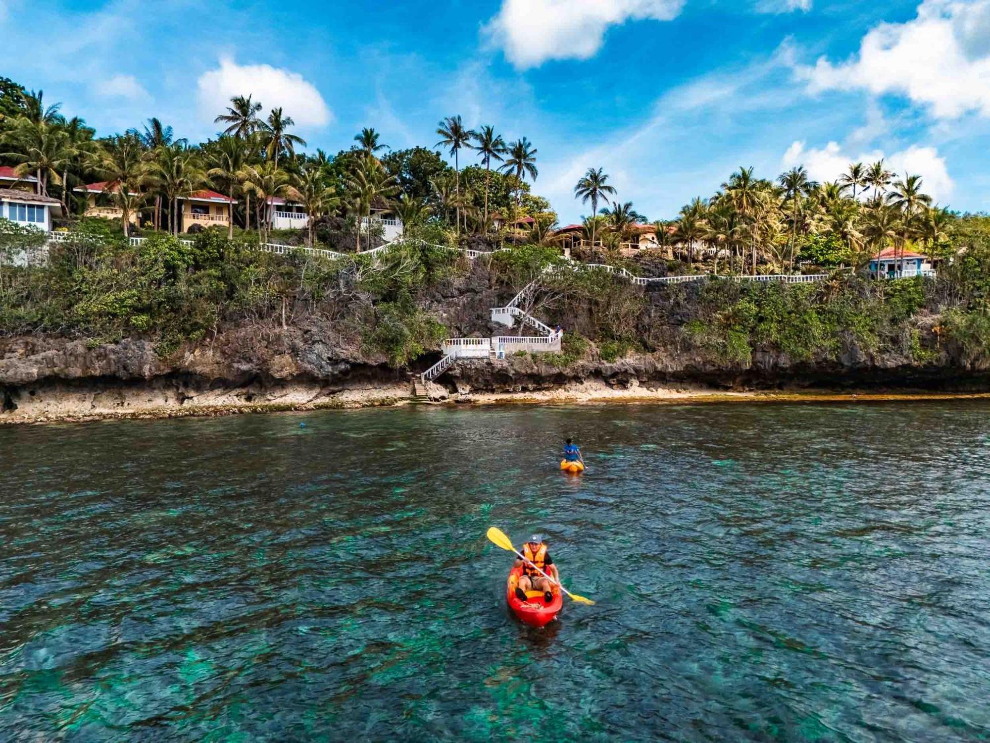 Blue Star Dive And Resort Anda  Eksteriør billede