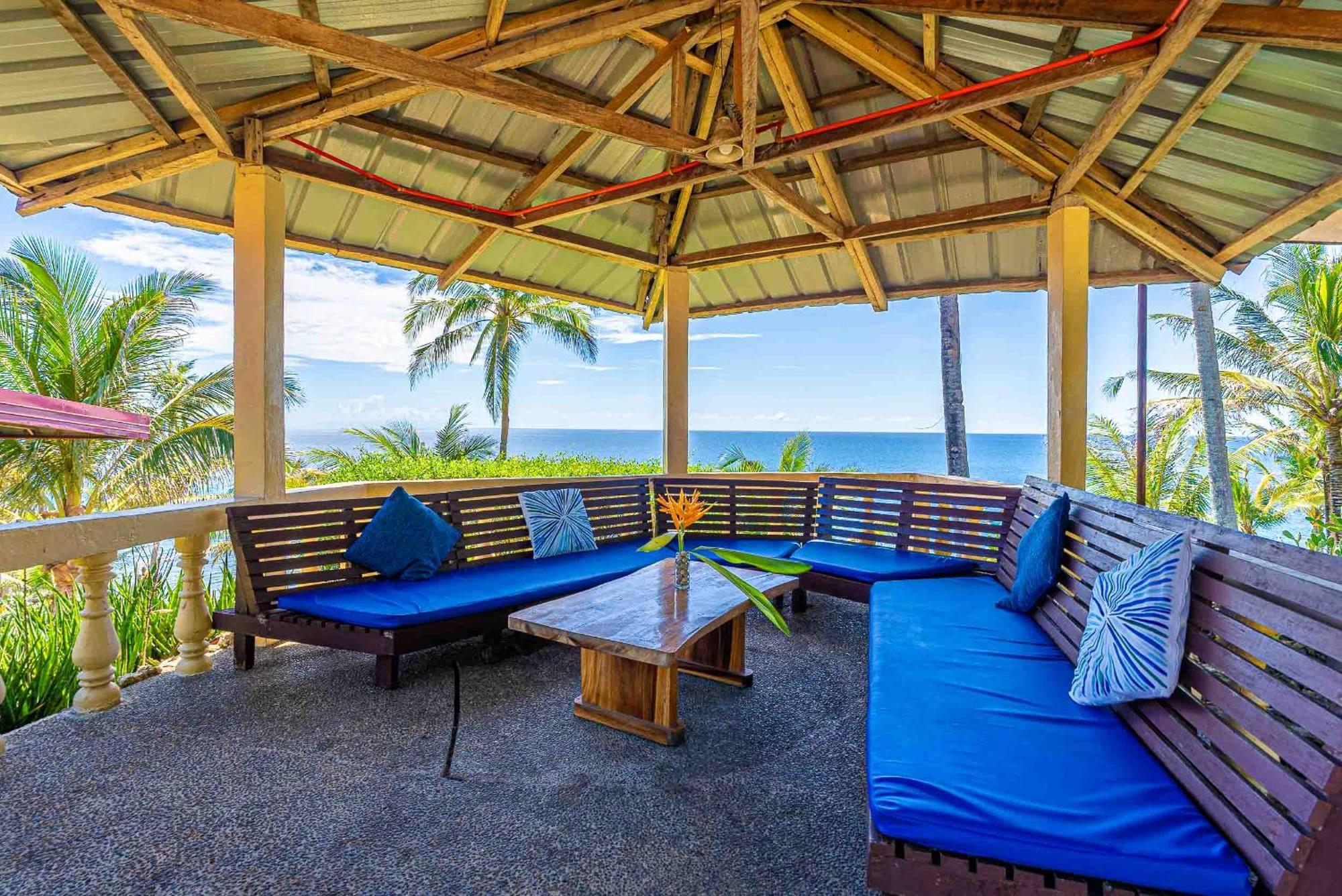 Blue Star Dive And Resort Anda  Eksteriør billede