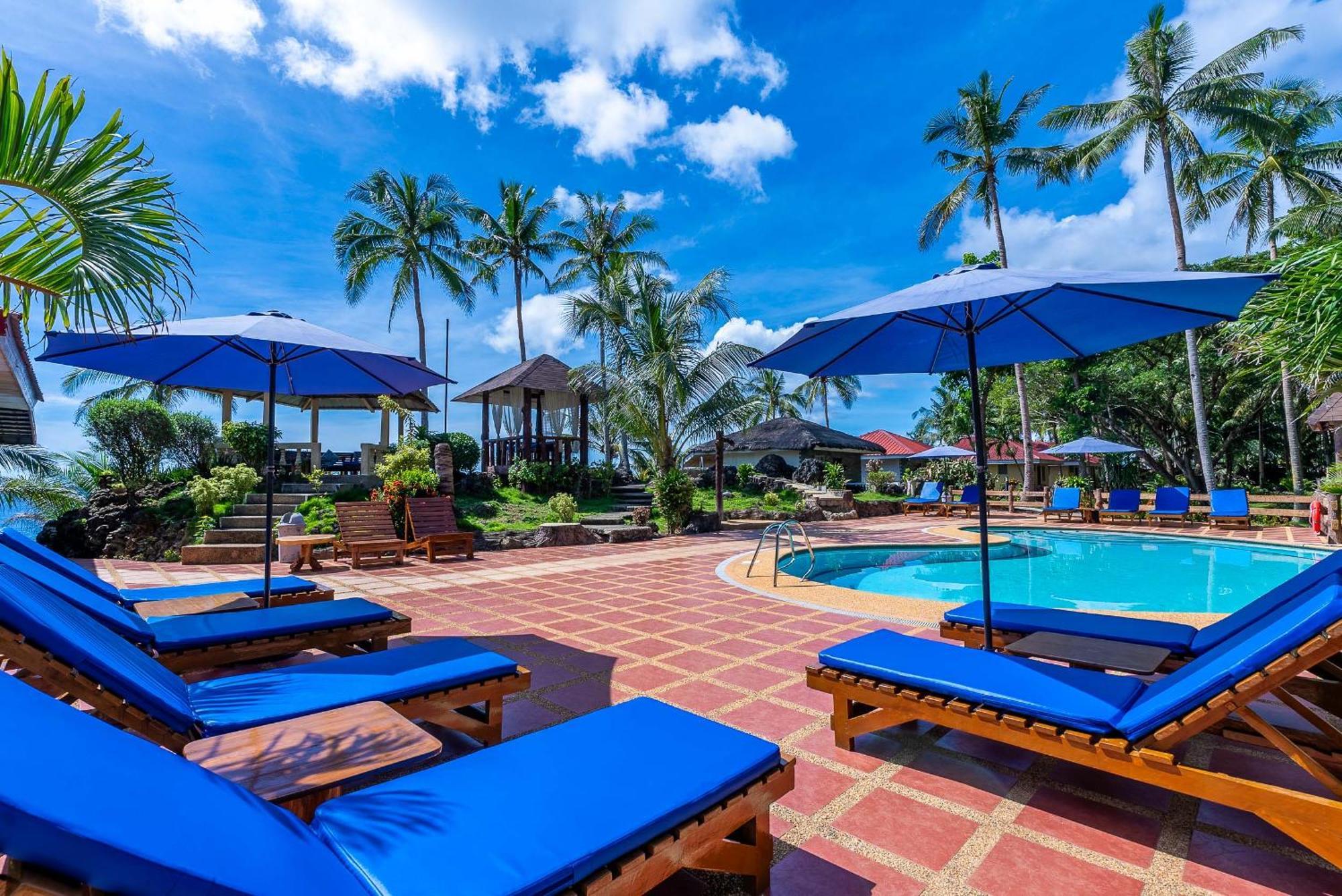 Blue Star Dive And Resort Anda  Eksteriør billede