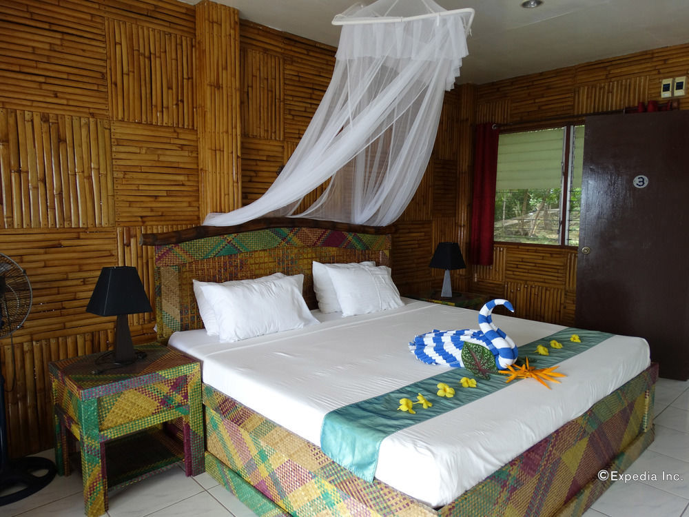 Blue Star Dive And Resort Anda  Eksteriør billede